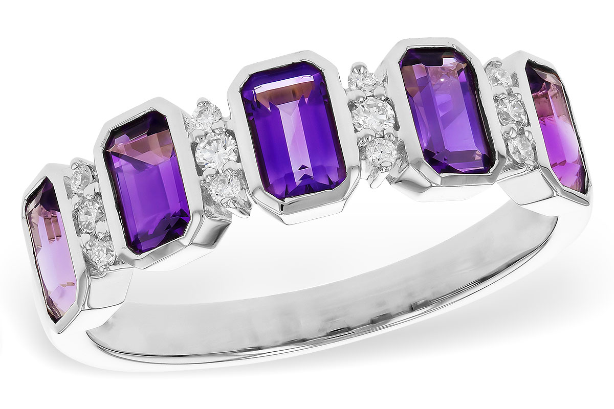 14KT Gold Ladies Diamond Ring
